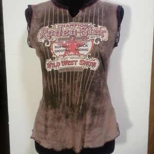 Skinny Minnie, tan and black tee, size large